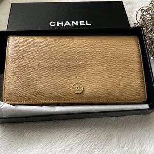 CHANEL Coco Button CC Logo Black Leather Long Bifold Wallet